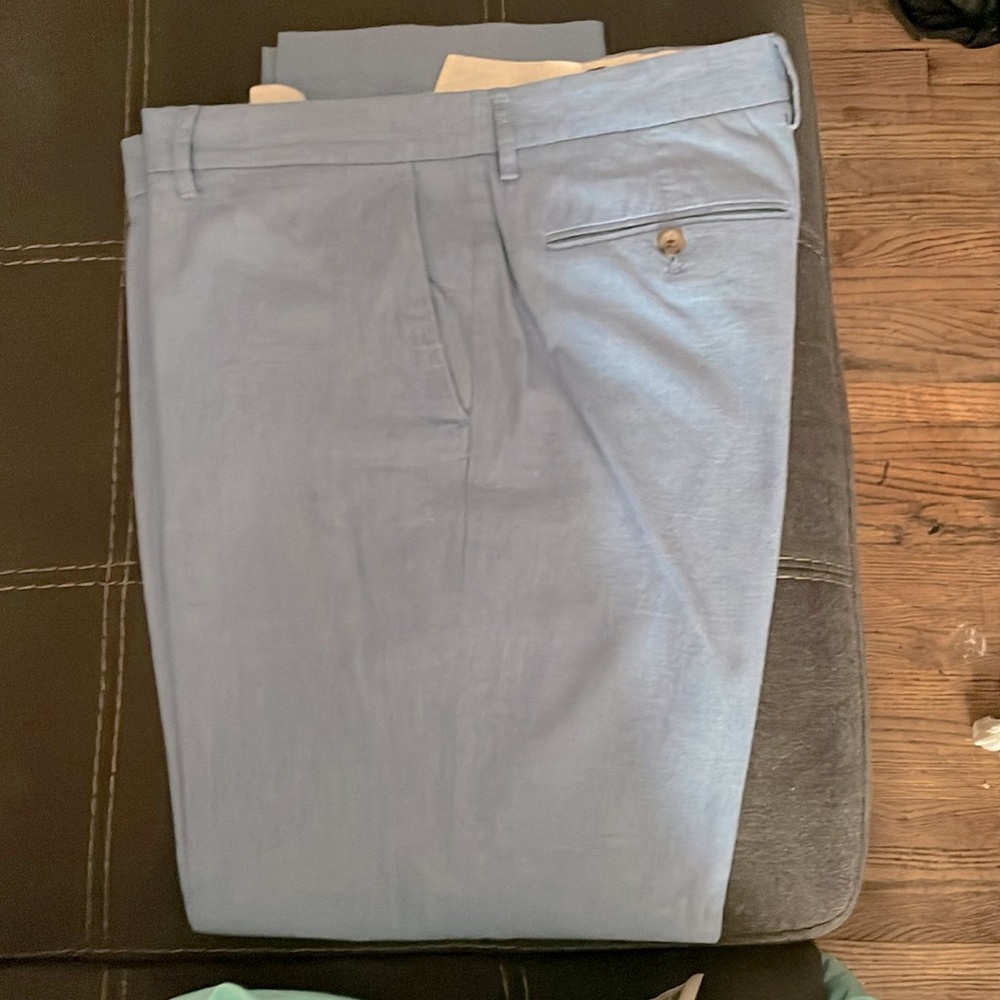 J Crew Mens 35/32 Tapered